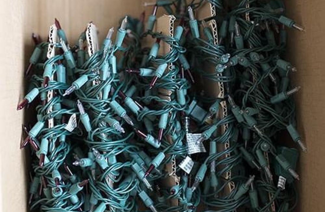 lichterkette_auf_karton_aufrollen_1